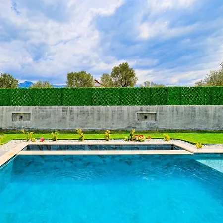 Haleda Villa